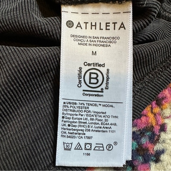 Athleta Asymmetric Hem Short Sleeve Tee Womens Medium - Picture 4 of 6